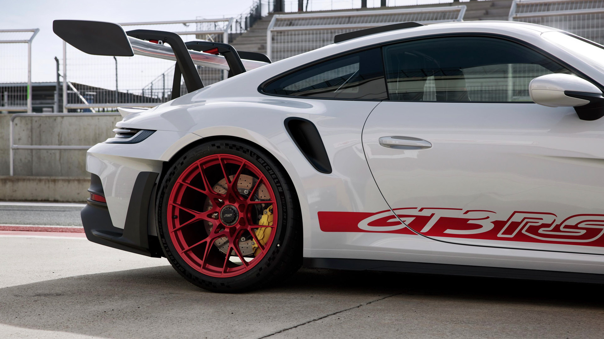 بورشه 911 GT3 RS