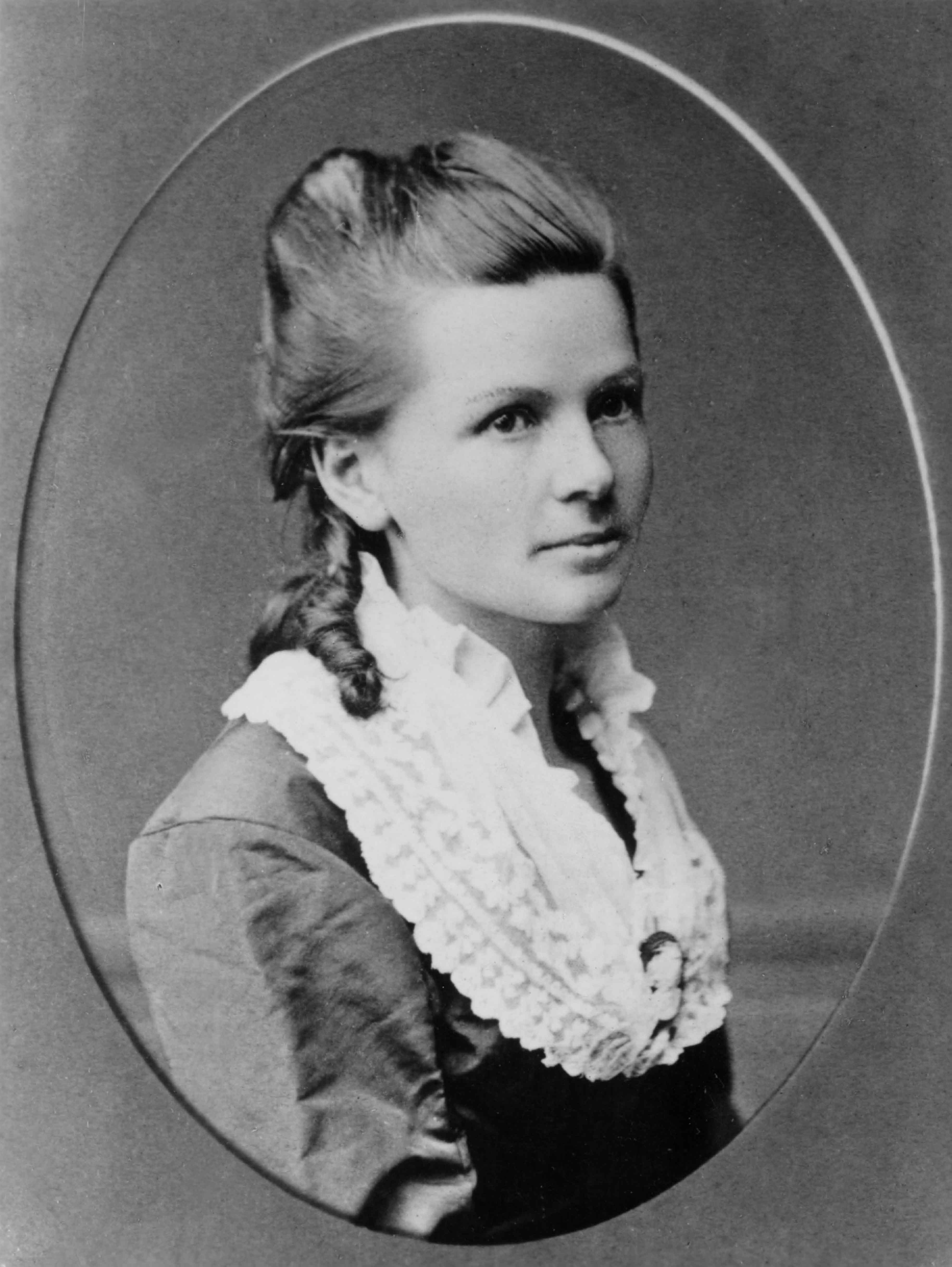 بيرتا بنز Bertha Benz