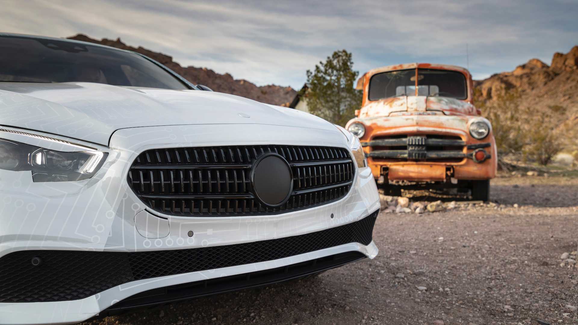 Autozone - مرسيدس بنز تنشر صور رسمية لـ E كلاس الفيس ليفت الجديدة
