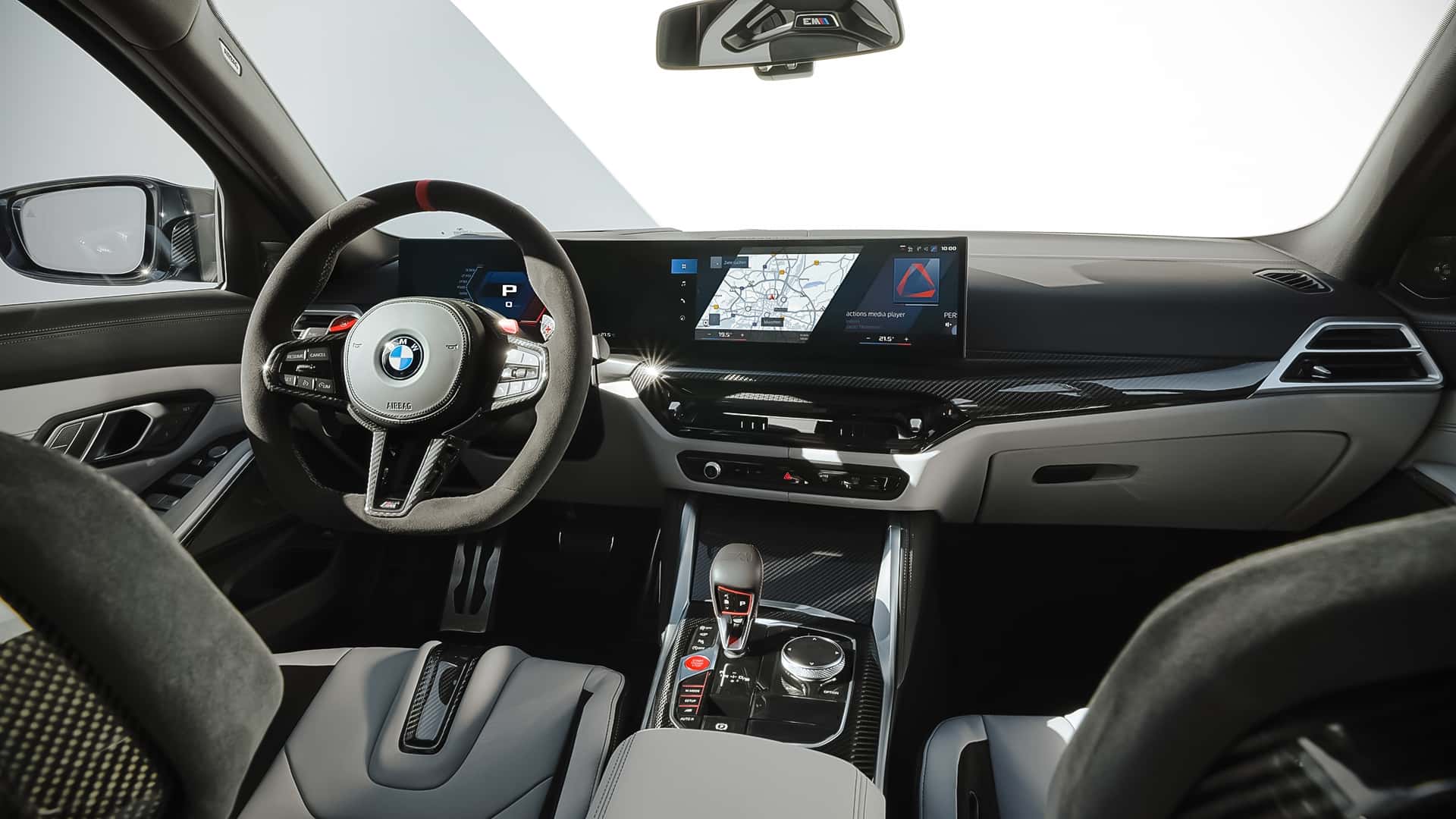 الكشف الرسمي عن بي ام دبليو M3 سي اس تورينج الجديدة – بقوة 543 حصان