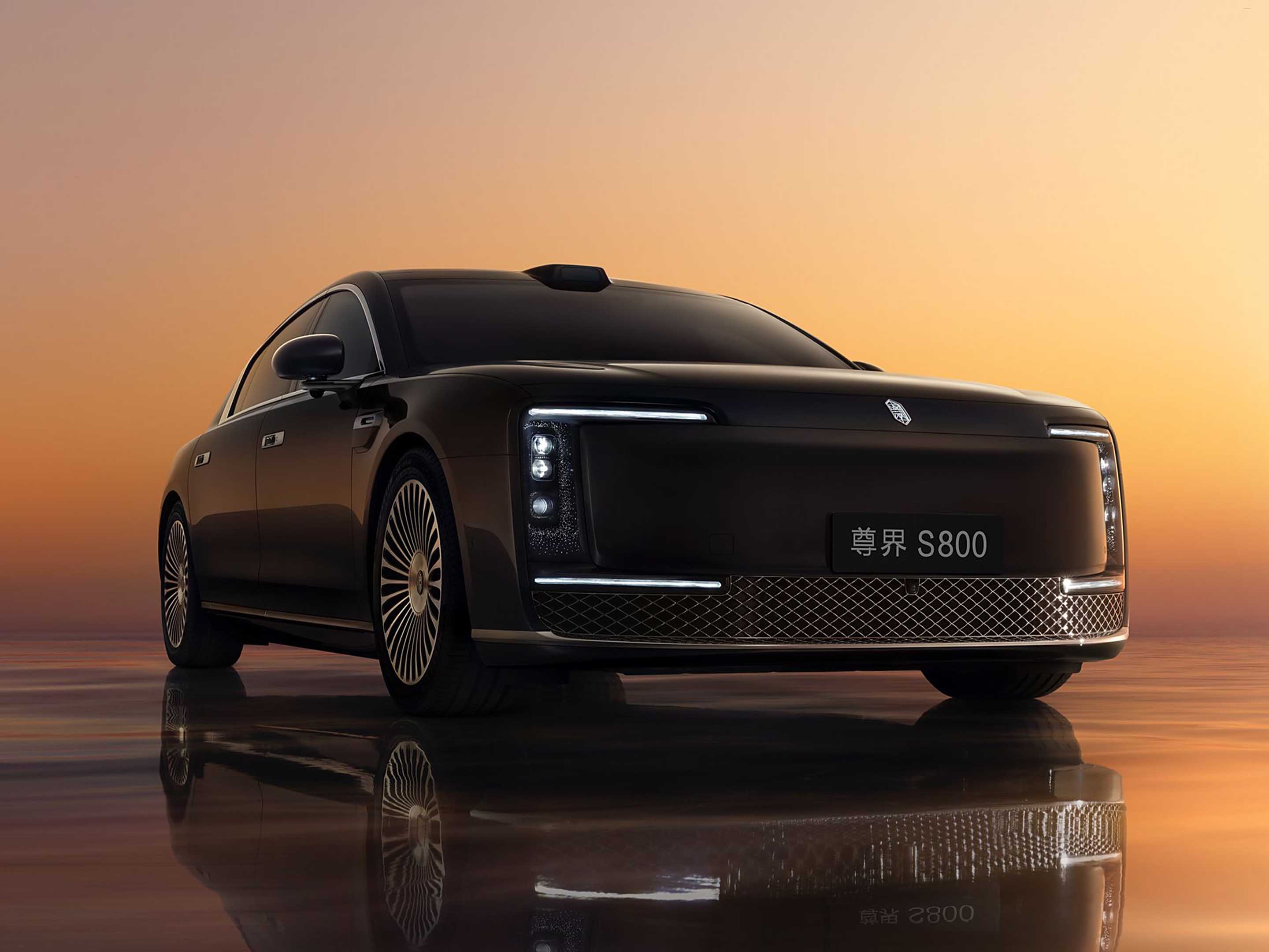 مايكسترو S800 – سيدان فاخرة من هواوي تنافس مايباخ و رولز رويس