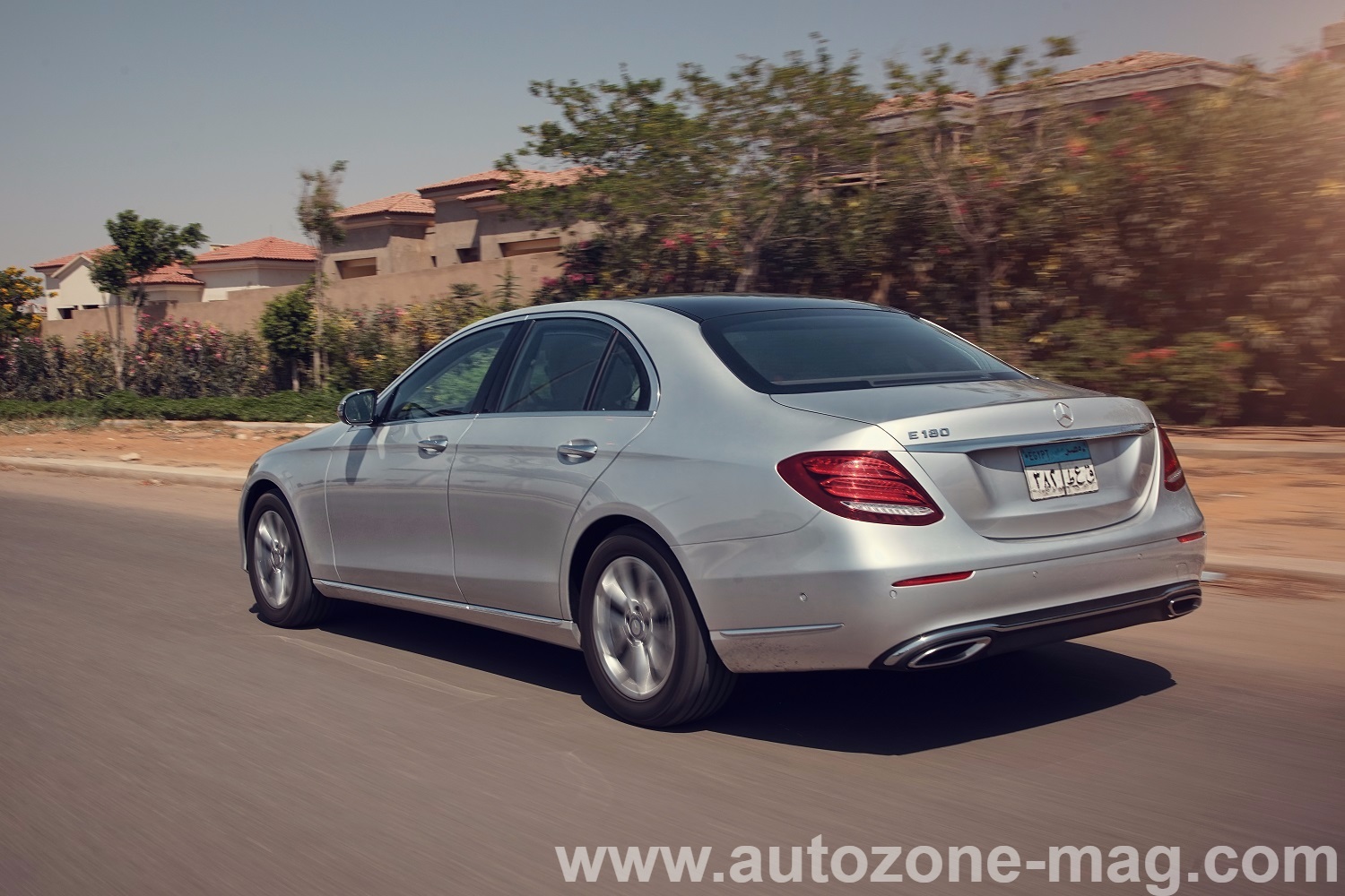 تجربة مرسيدس E180 ب نسخة Exclusive لعام 17 تجربة مرسيدس E180 ب نسخة Exclusive لعام 17